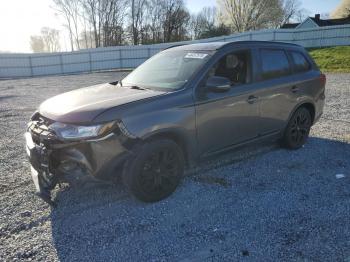  Salvage Mitsubishi Outlander