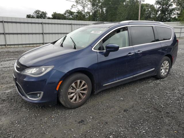  Salvage Chrysler Pacifica