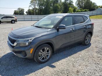  Salvage Kia Seltos