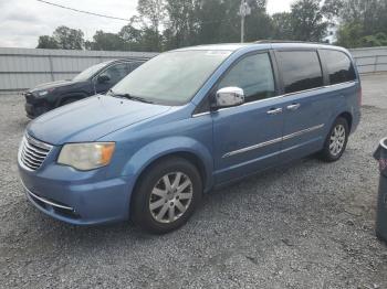  Salvage Chrysler Minivan