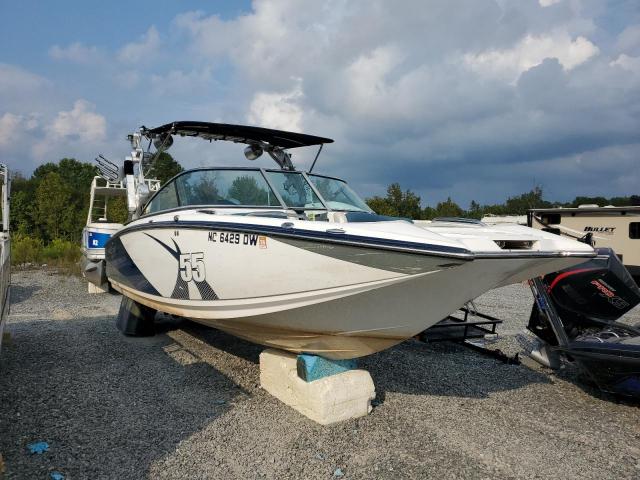  Salvage Mast Craft Boat