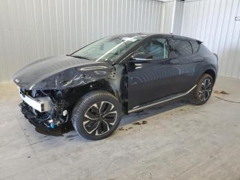  Salvage Kia EV6