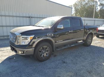  Salvage Nissan Titan