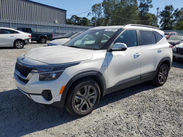  Salvage Kia Seltos