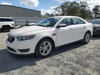  Salvage Ford Taurus