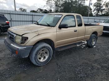  Salvage Toyota Tacoma