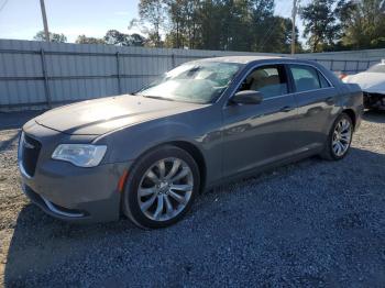  Salvage Chrysler 300