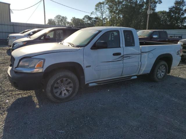  Salvage Mitsubishi Raider