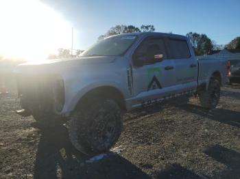  Salvage Ford F-350