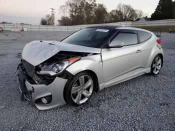  Salvage Hyundai VELOSTER