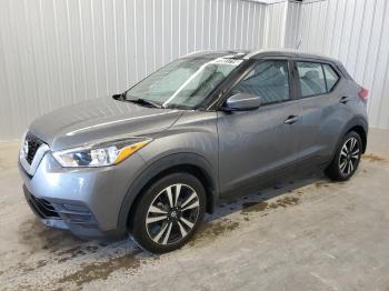  Salvage Nissan Kicks