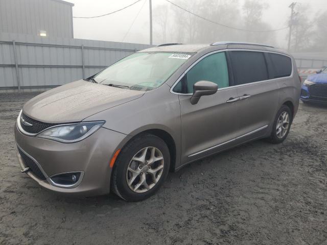  Salvage Chrysler Pacifica