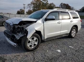  Salvage Toyota Sequoia