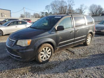  Salvage Chrysler Minivan