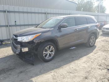  Salvage Toyota Highlander