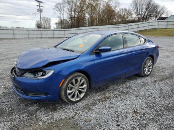  Salvage Chrysler 200