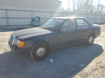  Salvage Mercedes-Benz 300-Class