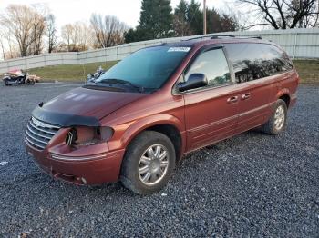  Salvage Chrysler Minivan