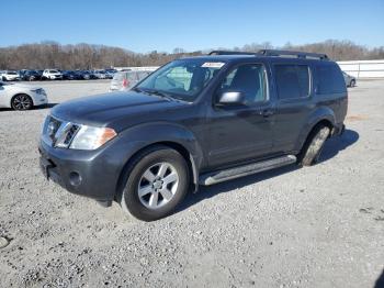  Salvage Nissan Pathfinder