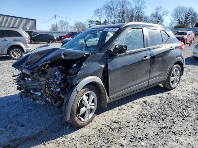  Salvage Nissan Kicks