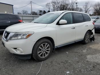  Salvage Nissan Pathfinder