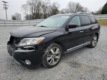  Salvage Nissan Pathfinder