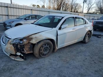  Salvage Chrysler 200