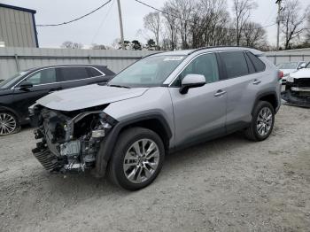  Salvage Toyota RAV4