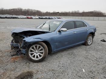  Salvage Chrysler 300