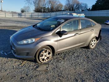  Salvage Ford Fiesta