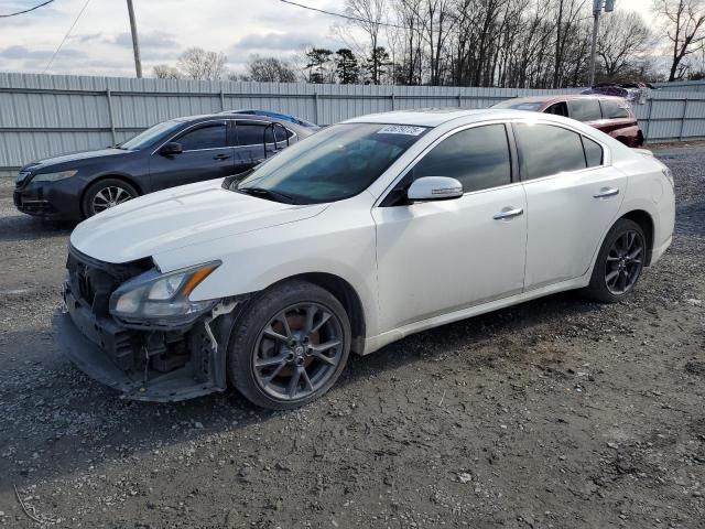  Salvage Nissan Maxima