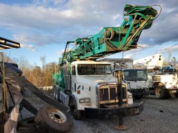  Salvage Freightliner Convention