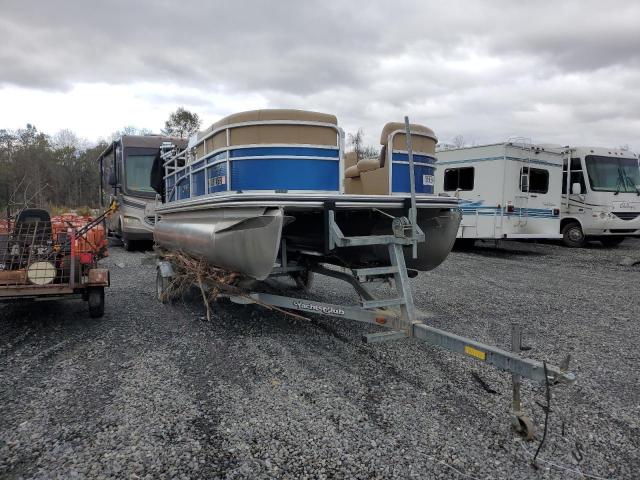  Salvage Lowe Boat