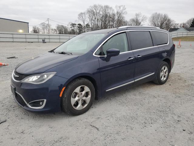  Salvage Chrysler Pacifica