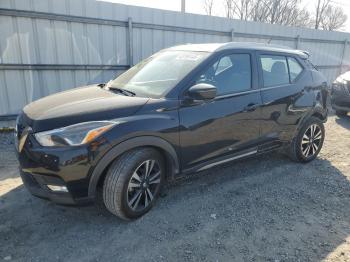  Salvage Nissan Kicks