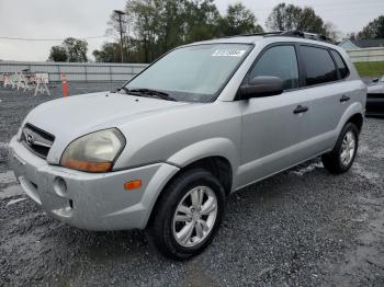  Salvage Hyundai TUCSON