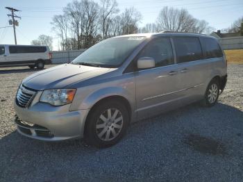  Salvage Chrysler Minivan