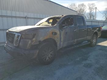  Salvage Nissan Titan