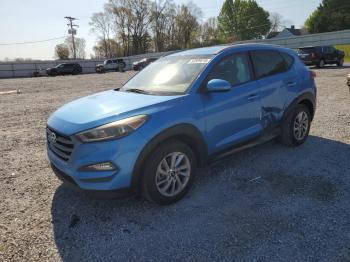  Salvage Hyundai TUCSON
