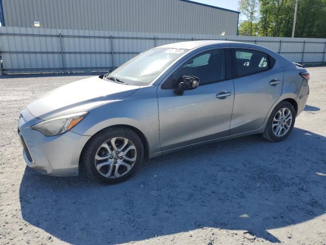  Salvage Toyota Scion