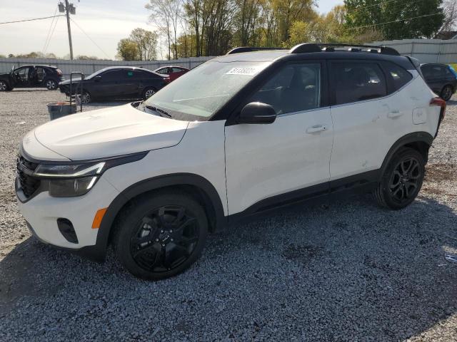  Salvage Kia Seltos