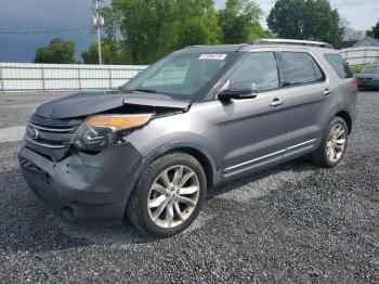  Salvage Ford Explorer