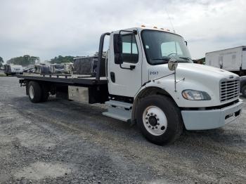  Salvage Freightliner M2 106 Med