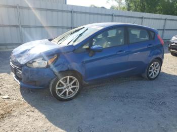  Salvage Ford Fiesta