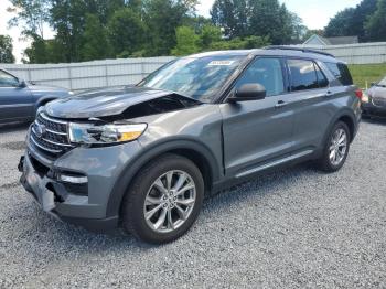  Salvage Ford Explorer
