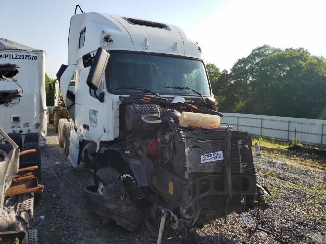  Salvage Volvo Vn