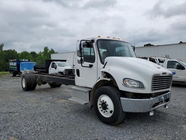  Salvage Freightliner M2 106 Med