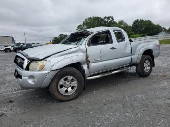  Salvage Toyota Tacoma