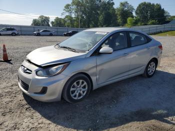  Salvage Hyundai ACCENT