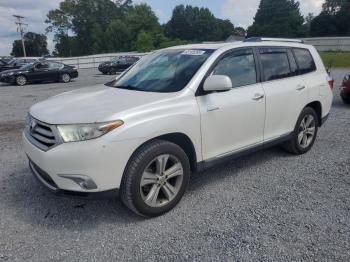  Salvage Toyota Highlander